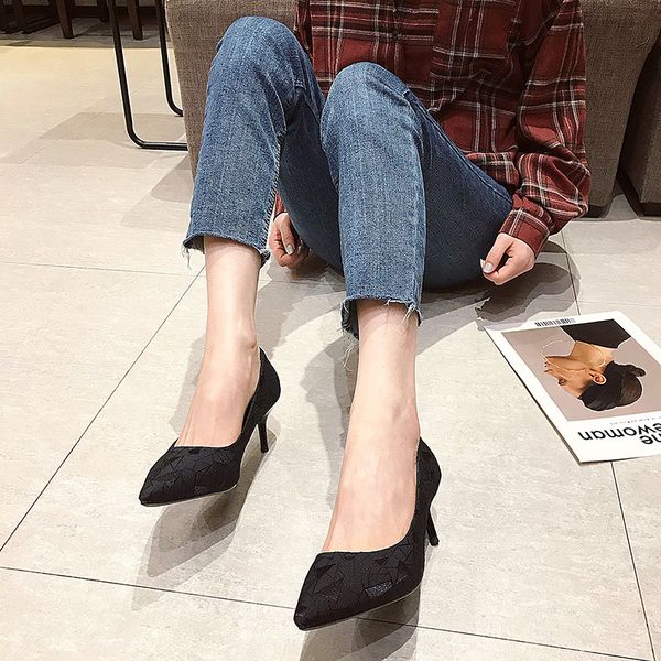 summer women's shoes 2020 lace fabric versatile professional black single shoes pointed stiletto heels sapatos feminina
summer women's shoes 2020 lace fabric versatile professional black single shoes pointed stiletto heels sapatos feminina