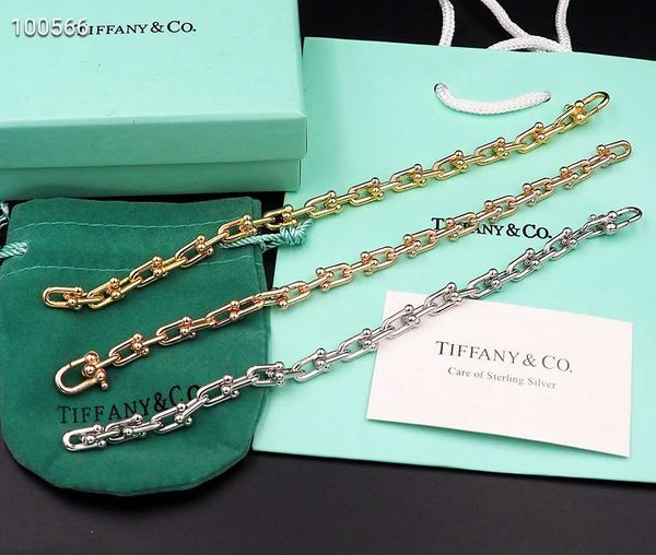 designer classic fashion titanium steel bracelet, letter female bracelet, wholesale in original box0052, Golden;silver
designer classic fashion titanium steel bracelet, letter female bracelet, wholesale in original box0052, Golden;silver