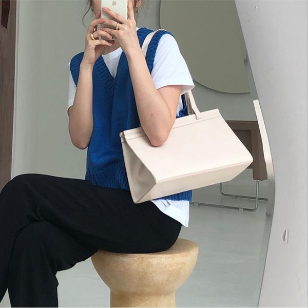 2020 new xl7990 shoulder bag women leather handbags female crossbody messenger bag fashion ladies small tote
2020 new xl7990 shoulder bag women leather handbags female crossbody messenger bag fashion ladies small tote