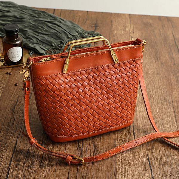 vintage cream leather women bag genuine leather woven shoulder bag fashion graceful
vintage cream leather women bag genuine leather woven shoulder bag fashion graceful