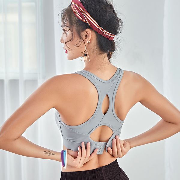 sports bra fitness for women push up active wear running dancing yoga crop vest plus size, White;black
sports bra fitness for women push up active wear running dancing yoga crop vest plus size, White;black