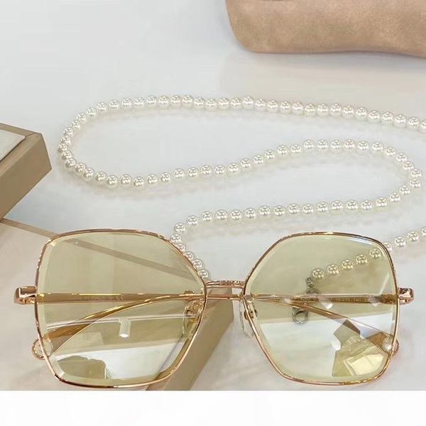 2020 designer sunglasses pearl chain necklace gafa de sol 4262 women luxury designer sunglasses new with box, White;black
2020 designer sunglasses pearl chain necklace gafa de sol 4262 women luxury designer sunglasses new with box, White;black