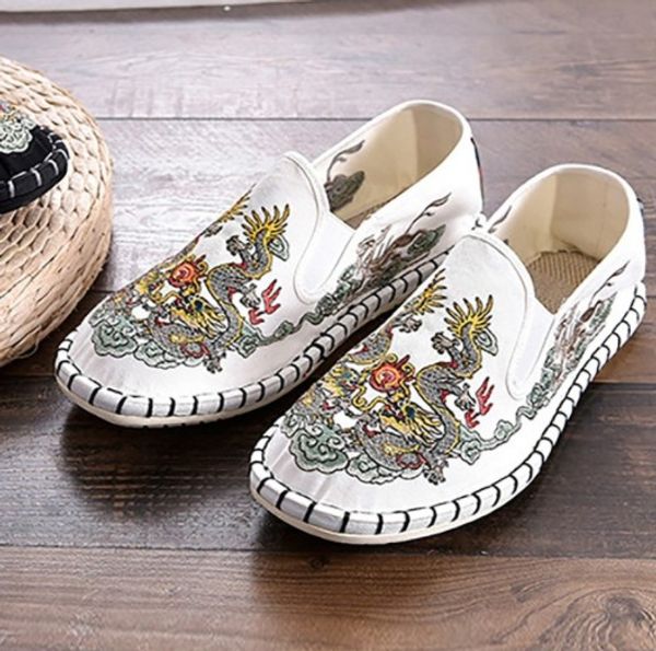 плюс размером 35-44 летних женской обуви плоских вышивок дракон loafer обувь soft round toe женщина скольжение на плоской zapatos de mujer, Black
плюс размером 35-44 летних женской обуви плоских вышивок дракон loafer обувь soft round toe женщина скольжение на плоской zapatos de mujer, Black