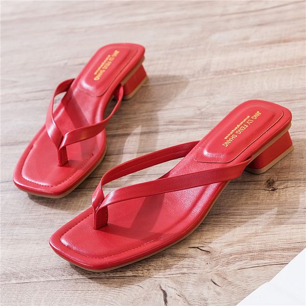 european clip toe flipflops solid slip on woman slippers shoes women sandals net celebrity med heels slides femme pantoufles2020, Black
european clip toe flipflops solid slip on woman slippers shoes women sandals net celebrity med heels slides femme pantoufles2020, Black