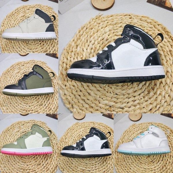 infant 1s mid se kids basketball shoes black metallic gold white new born baby children athletic sports sneakers boy girl toddlers tra rkql#
infant 1s mid se kids basketball shoes black metallic gold white new born baby children athletic sports sneakers boy girl toddlers tra rkql#