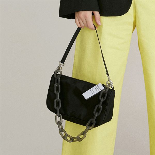 2020 new korean nylon baguette underarm bag for women acrylic chain crossbody shoulder handbag
2020 new korean nylon baguette underarm bag for women acrylic chain crossbody shoulder handbag