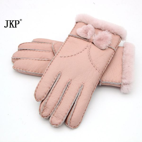 five fingers gloves 2021 russian autumn and winter fashion women' beautiful wool female skin leather sheepskin, Blue;gray
five fingers gloves 2021 russian autumn and winter fashion women' beautiful wool female skin leather sheepskin, Blue;gray