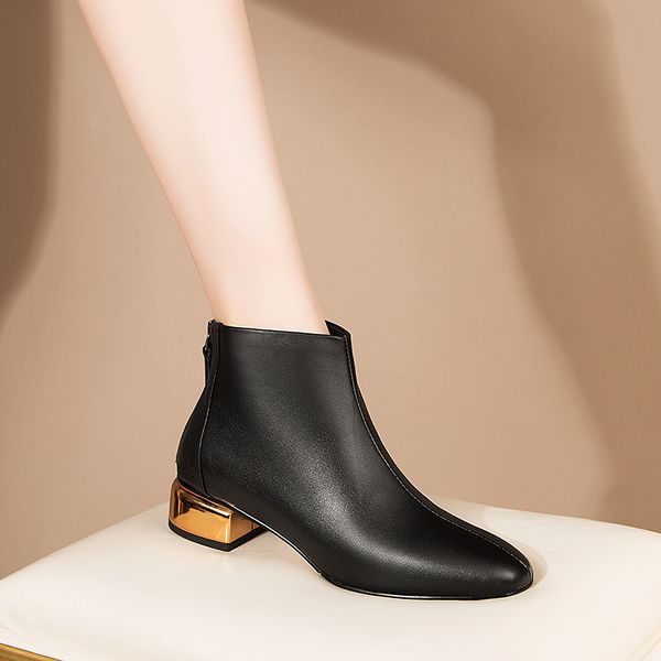 elegant low heels ankle boots genuine leather 2020 autumn winter shoes woman zipper office lady working boots, Black
elegant low heels ankle boots genuine leather 2020 autumn winter shoes woman zipper office lady working boots, Black