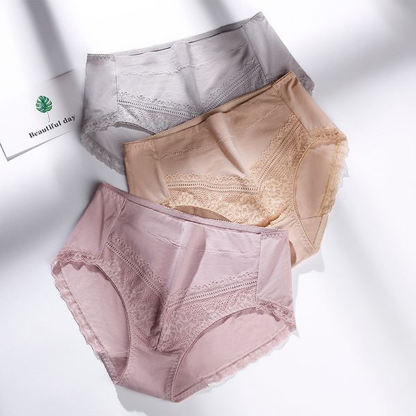 2020 new seamless lace panties, modal comfortable fabric lace trim mid-waist panties, ladies seamless triangle panties, Black;pink
2020 new seamless lace panties, modal comfortable fabric lace trim mid-waist panties, ladies seamless triangle panties, Black;pink