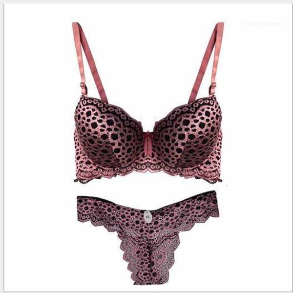 underwear lace traditional womens bras sets three quarters push up underwire solid color everyday casual ladies, Red;black
underwear lace traditional womens bras sets three quarters push up underwire solid color everyday casual ladies, Red;black