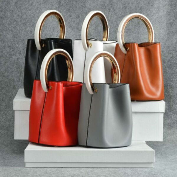 women luxury handbag wood handle bag day clutches female vintage crossbody bucket bag crossbody bags leather purse 2020 new
women luxury handbag wood handle bag day clutches female vintage crossbody bucket bag crossbody bags leather purse 2020 new