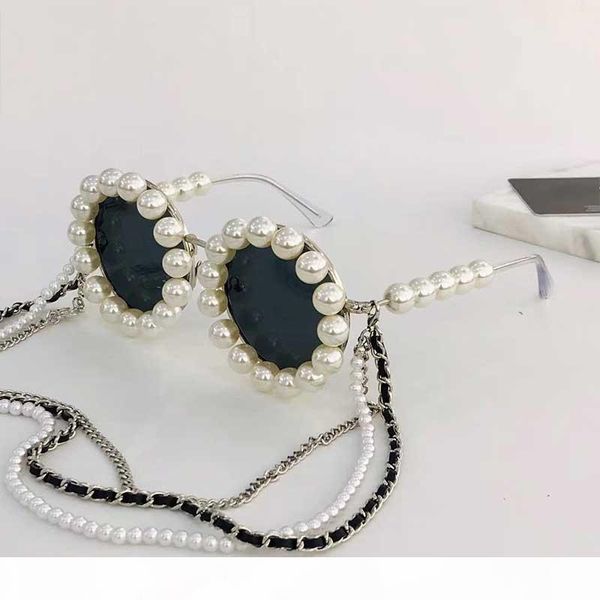 90 rihanna same paragraph fashion sunglasses pearl decoration send a set of original box + chain round full frame style glasses 90s, White;black
90 rihanna same paragraph fashion sunglasses pearl decoration send a set of original box + chain round full frame style glasses 90s, White;black