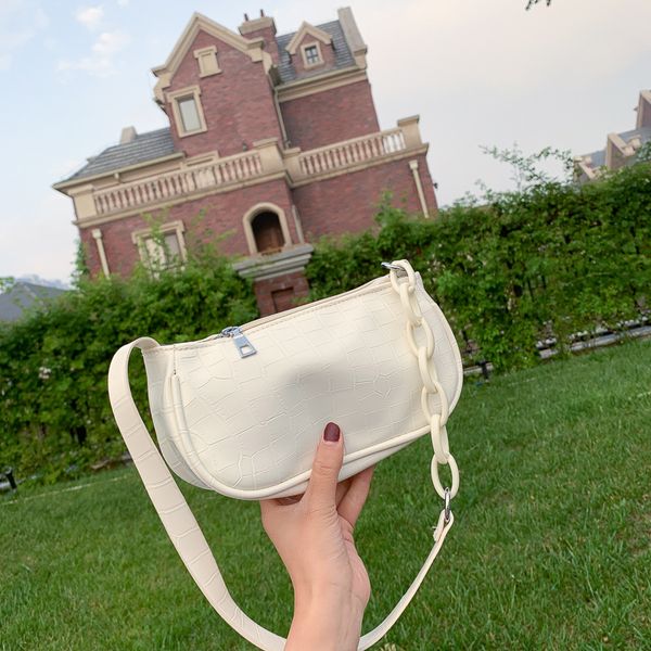 summer niche package female 2020 new trendy 2020 shoulder bag baguette bag retro armpit messenger women handbags
summer niche package female 2020 new trendy 2020 shoulder bag baguette bag retro armpit messenger women handbags