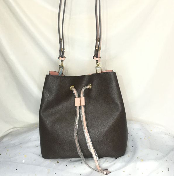 leather for handbags shoulder real women bucket bag fashion classic 12 woman purse totes m44021 bags sale color 44022 upip, Red;black
leather for handbags shoulder real women bucket bag fashion classic 12 woman purse totes m44021 bags sale color 44022 upip, Red;black