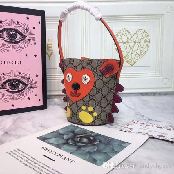 retro handbags ladies handbags women casual messenger bags girls fashion simple excellent quality fruit bags
retro handbags ladies handbags women casual messenger bags girls fashion simple excellent quality fruit bags