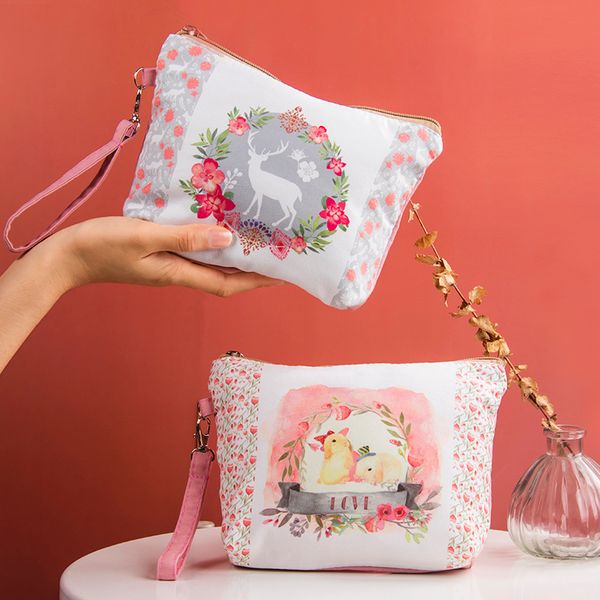 2020 cute makeup bag female korea large capacity portable fabric portable cosmetic bag with compartment washable cosmetic bag
2020 cute makeup bag female korea large capacity portable fabric portable cosmetic bag with compartment washable cosmetic bag