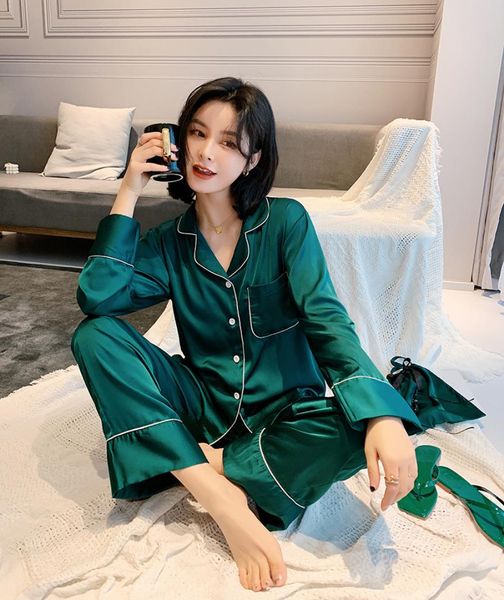 2020 pajama suit silk bag pajamas womens green designer underwears lingerie fashion pajamas woman lingeries luxury lace underwear n030606, Black;white
2020 pajama suit silk bag pajamas womens green designer underwears lingerie fashion pajamas woman lingeries luxury lace underwear n030606, Black;white