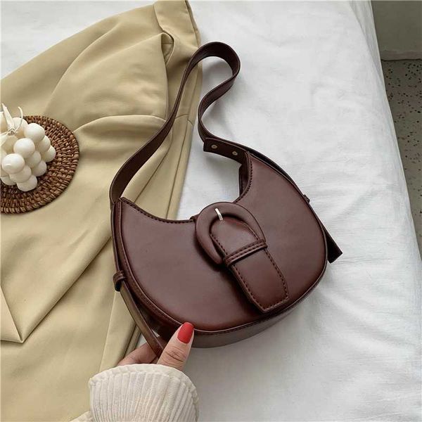 fashion solid color pu leather small saddle bags for women 2020 lady shoulder crossbody bag female travel bags and purses
fashion solid color pu leather small saddle bags for women 2020 lady shoulder crossbody bag female travel bags and purses