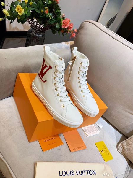 2020 ladies fashion high-shoes, luxury designer ladies high-quality casual sneakersad, Red;white
2020 ladies fashion high-shoes, luxury designer ladies high-quality casual sneakersad, Red;white