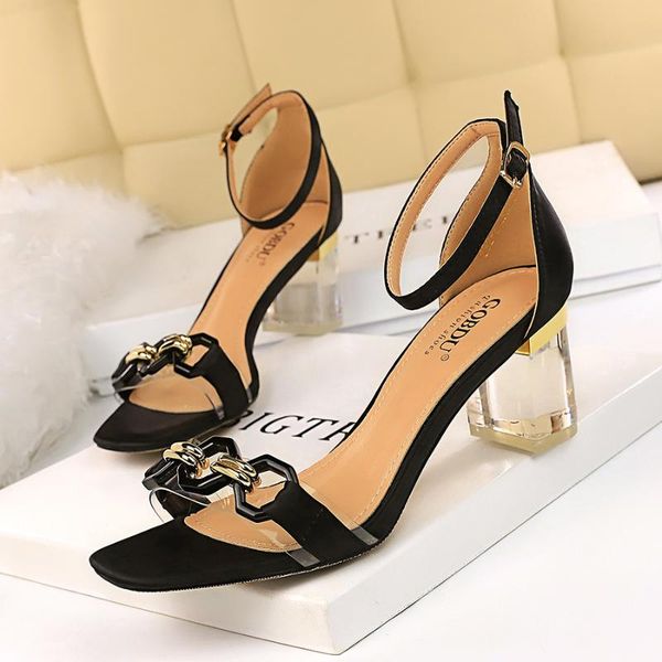 european and american fashion transparent crystal thick high heel toe square head metal belt decoration female sandals, Black
european and american fashion transparent crystal thick high heel toe square head metal belt decoration female sandals, Black