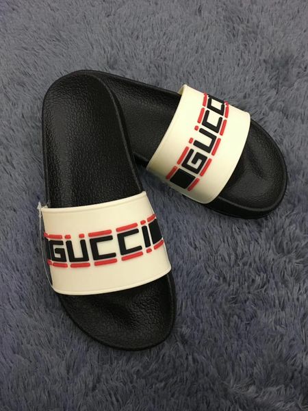 men g sandals slippers 2020 new classic women fashion wear-resistant non-slip flat flip flops bathroom outdoor beach shoes
men g sandals slippers 2020 new classic women fashion wear-resistant non-slip flat flip flops bathroom outdoor beach shoes