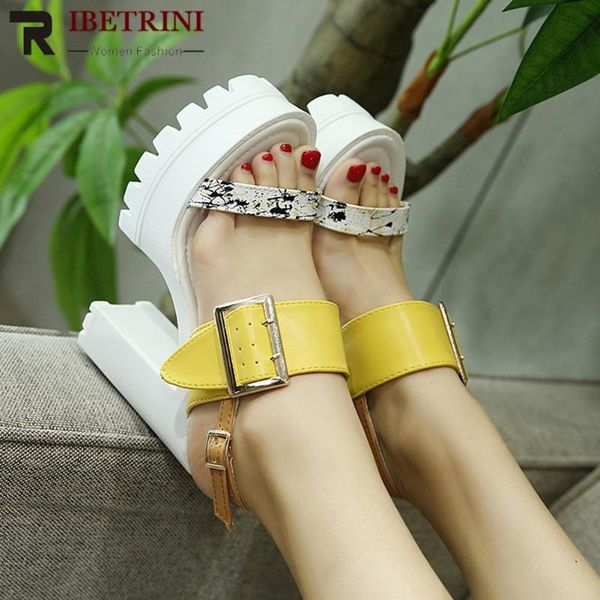 ribetrini fashion women summer shoes women platform buckle block heel sandals party dress mixed color sandals, Black
ribetrini fashion women summer shoes women platform buckle block heel sandals party dress mixed color sandals, Black