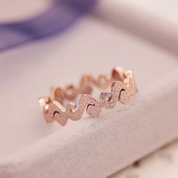 yun ruo brand rose gold color frosted ring wavy design for woman girl gift couple jewelry 316 l stainless steel ring quality, Golden;silver
yun ruo brand rose gold color frosted ring wavy design for woman girl gift couple jewelry 316 l stainless steel ring quality, Golden;silver