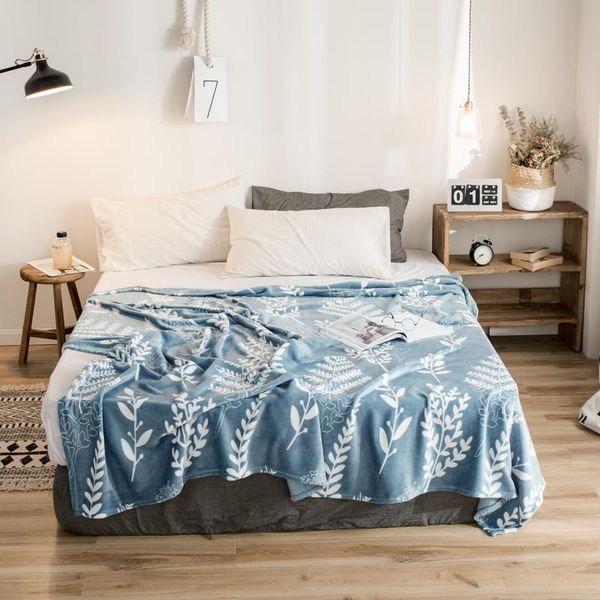 50 flower season bedspread blanket 200x230cm high density super soft flannel blanket to on for the sofa/bed/car portable plaids
50 flower season bedspread blanket 200x230cm high density super soft flannel blanket to on for the sofa/bed/car portable plaids