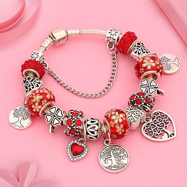 dropshipping new red leaf flower handmade charm bracelet with heart vintage diy plant bead bracelet jewelry for women, Golden;silver
dropshipping new red leaf flower handmade charm bracelet with heart vintage diy plant bead bracelet jewelry for women, Golden;silver