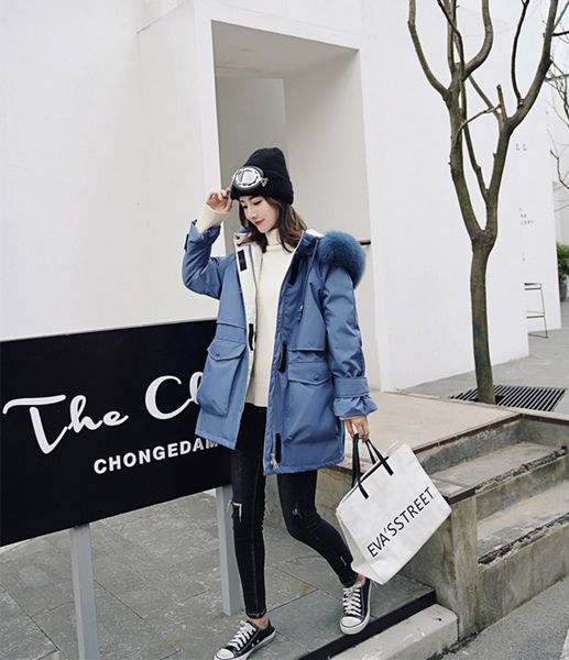 selling 2020 european american designers luxury fashion loose tooling down jackets women mid-length waist fox fur collar thick warm coat, Black
selling 2020 european american designers luxury fashion loose tooling down jackets women mid-length waist fox fur collar thick warm coat, Black