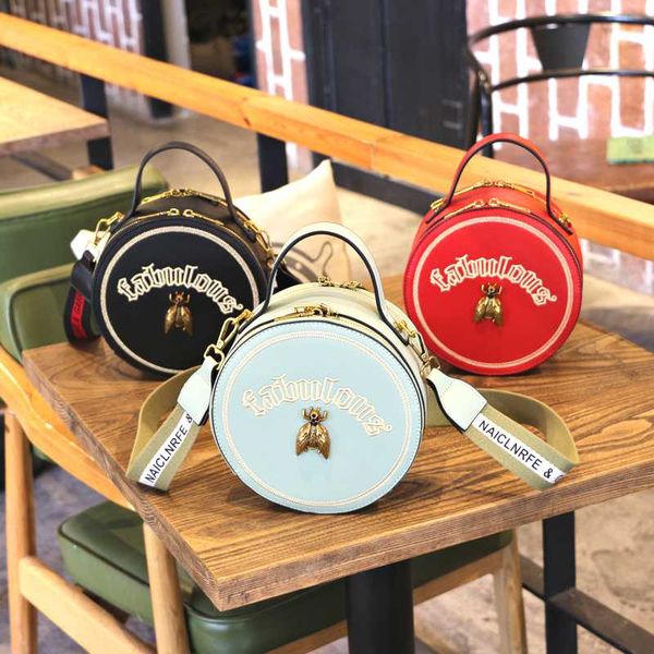 урожай scrub кожа круглый дизайнер crossbody сумка для женщин 2020 кожа pu сумки плеча дамы малый сумки мини tote bag
урожай scrub кожа круглый дизайнер crossbody сумка для женщин 2020 кожа pu сумки плеча дамы малый сумки мини tote bag