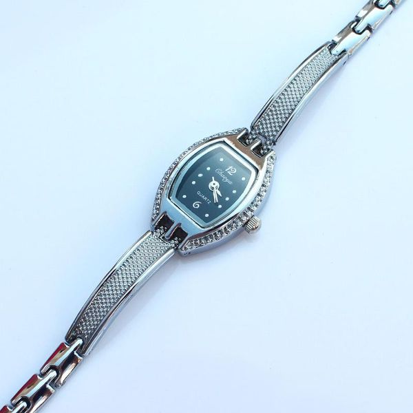 new fashion bangle watch women stainless steel bracelet watches ladies quartz dress watches gifts, Slivery;brown
new fashion bangle watch women stainless steel bracelet watches ladies quartz dress watches gifts, Slivery;brown