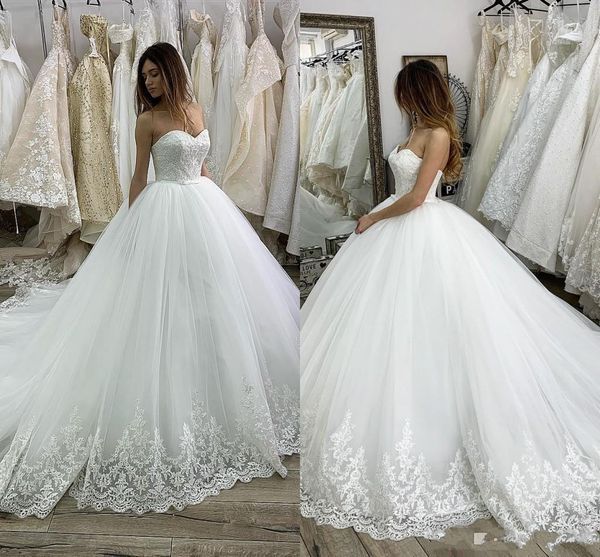 2020 elegant lace sweetheart a-line wedding dresses cap sleeves maternity pregnant backless beach plus size custom made bridal gowns, White
2020 elegant lace sweetheart a-line wedding dresses cap sleeves maternity pregnant backless beach plus size custom made bridal gowns, White