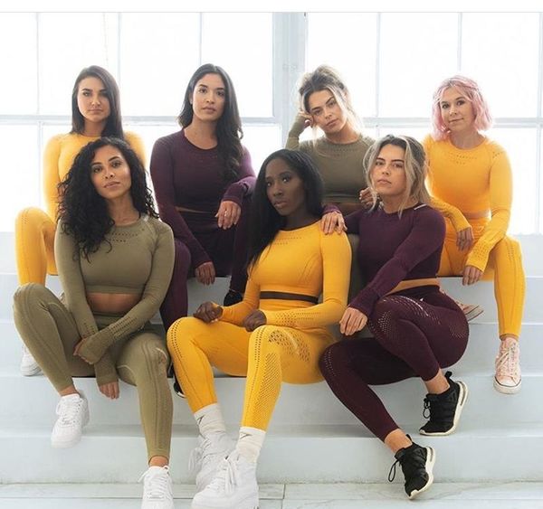 2pcs yoga set women workout clothes flawless knit long sleeve hollow-out mesh compression crop seamless yoga leggings gym sportswear, White;red
2pcs yoga set women workout clothes flawless knit long sleeve hollow-out mesh compression crop seamless yoga leggings gym sportswear, White;red