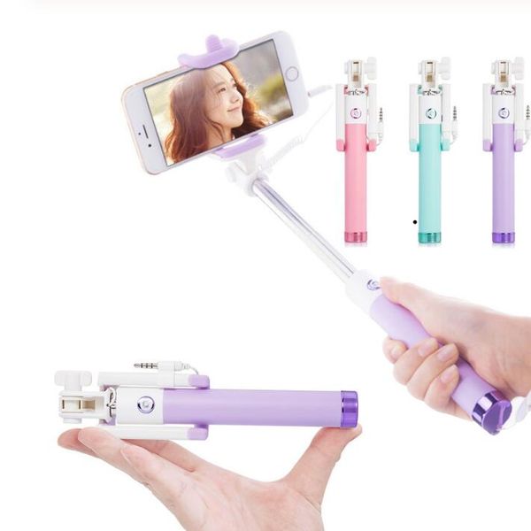 3.5 mm extendable handheld rotatable wired selfie stick for smartphones adjustable folding portable shooting tools plug-play
3.5 mm extendable handheld rotatable wired selfie stick for smartphones adjustable folding portable shooting tools plug-play