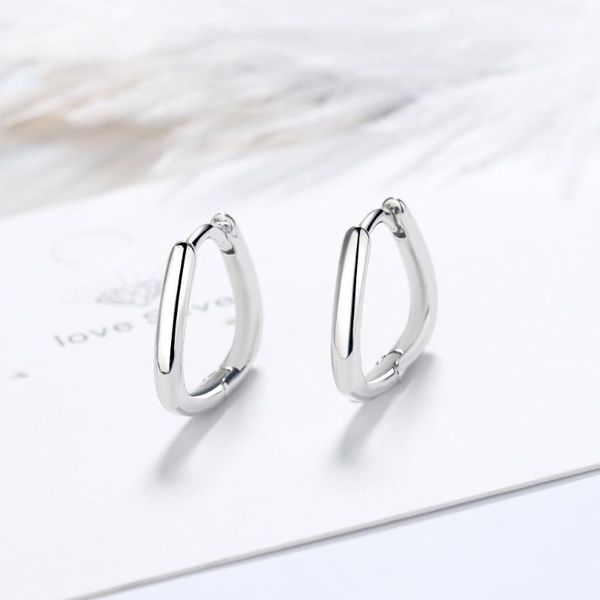 hoop & huggie color maintain simple small hoops girl gift trendy woman jewelry earrings for women ali20035, Golden;silver
hoop & huggie color maintain simple small hoops girl gift trendy woman jewelry earrings for women ali20035, Golden;silver