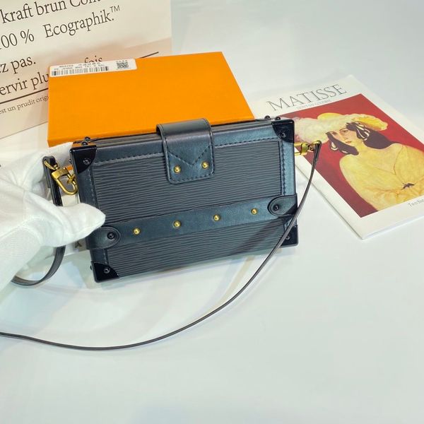 2020 small boxes boxes bags luxury designer shoulder bags mobile phone handbags shopping bags
2020 small boxes boxes bags luxury designer shoulder bags mobile phone handbags shopping bags