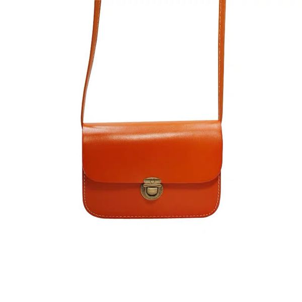 vintage genuine tanned leather women's messenger bag authentic real cowskin female crossbody shoulder bag lady small flap purse
vintage genuine tanned leather women's messenger bag authentic real cowskin female crossbody shoulder bag lady small flap purse