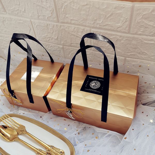 baby shower birthday party supplies golden gift box packaging new year 2021 hand-held gift boxes cajas de carton moon cake box
baby shower birthday party supplies golden gift box packaging new year 2021 hand-held gift boxes cajas de carton moon cake box