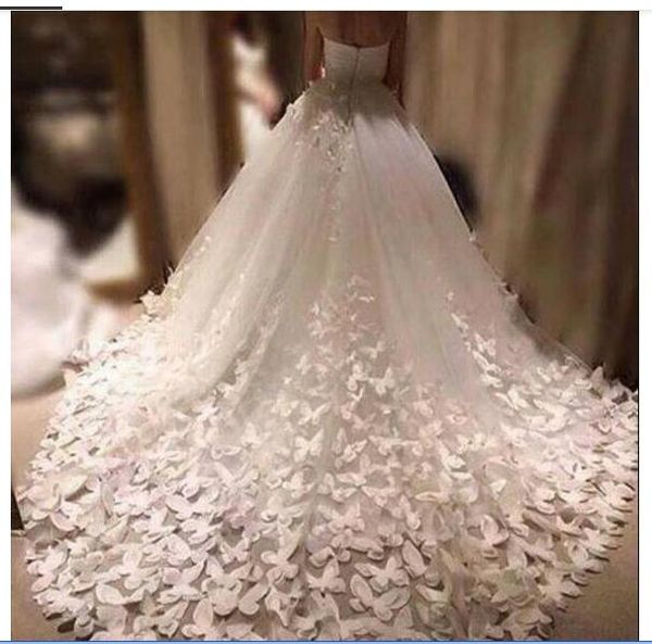 2020 new fashion wedding dresses court train 3d floral appliques butterfly bridal gowns tulle sweetheart custom made wedding dresses, White
2020 new fashion wedding dresses court train 3d floral appliques butterfly bridal gowns tulle sweetheart custom made wedding dresses, White