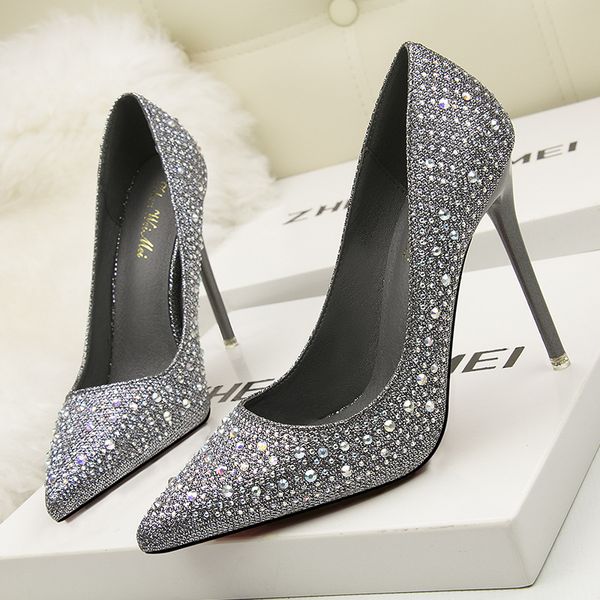 dress shoes autumn soft leather shallow fashion women's high heels women pointed toe 10cm thin female wedding, Black
dress shoes autumn soft leather shallow fashion women's high heels women pointed toe 10cm thin female wedding, Black