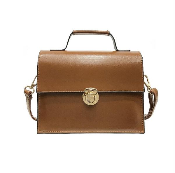 shell bag winter fashion new women handbags casual retro simple women bag chain portable shoulder lock
shell bag winter fashion new women handbags casual retro simple women bag chain portable shoulder lock