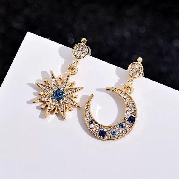 korean style star moon asymmetric earrings for women fairy pave rhinestone sliver needle statement earrings jewelry wholesale, Golden;silver
korean style star moon asymmetric earrings for women fairy pave rhinestone sliver needle statement earrings jewelry wholesale, Golden;silver