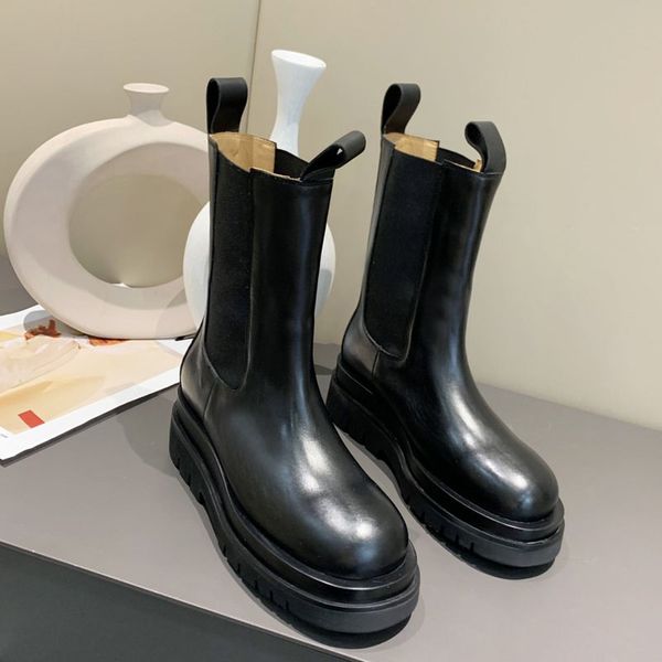 2020 handmade women boots genuine leather flat short boots ladies autumn winter platform, Black
2020 handmade women boots genuine leather flat short boots ladies autumn winter platform, Black