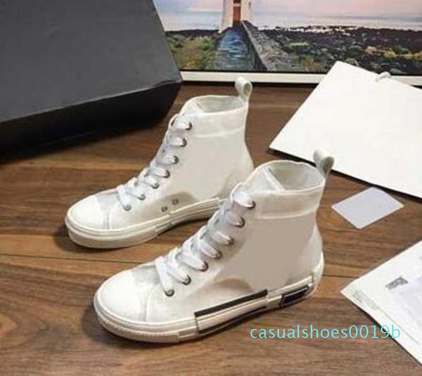 22020 new limited edition custom printed canvas shoes, fashion versatile high and low shoes, with original packaging shoe box 19c, Black
22020 new limited edition custom printed canvas shoes, fashion versatile high and low shoes, with original packaging shoe box 19c, Black
