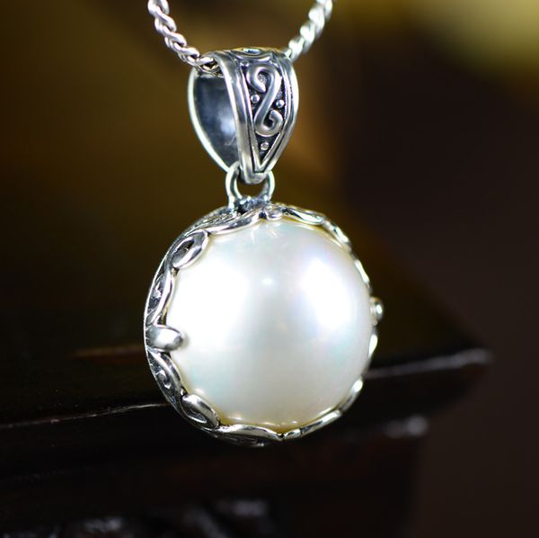 925 silver jewelry natural pearl pendant sleek horsebeizhu pendant carved lace simple retro style pendant
925 silver jewelry natural pearl pendant sleek horsebeizhu pendant carved lace simple retro style pendant
