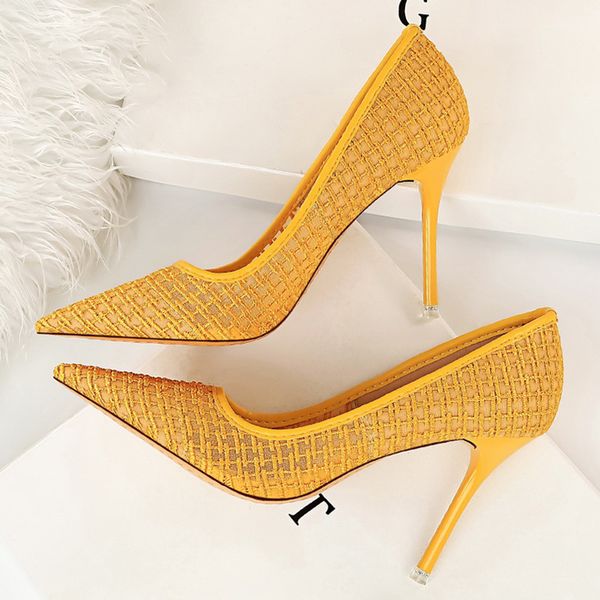 dress shoes 2021 women 9.5cm high heels fashion pumps lady pointed toe stiletto pink fetish escarpins mesh lace prom yellow wedding, Black
dress shoes 2021 women 9.5cm high heels fashion pumps lady pointed toe stiletto pink fetish escarpins mesh lace prom yellow wedding, Black