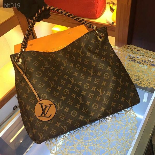designer brand leather handbag, card bag, coin purse, men's and women's backpack, single shoulder bag
designer brand leather handbag, card bag, coin purse, men's and women's backpack, single shoulder bag