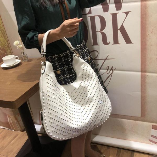 women's shoulder bag rhinestone bag women 2020 new diamond women's bags large capacity handbag fashion messenger women
women's shoulder bag rhinestone bag women 2020 new diamond women's bags large capacity handbag fashion messenger women