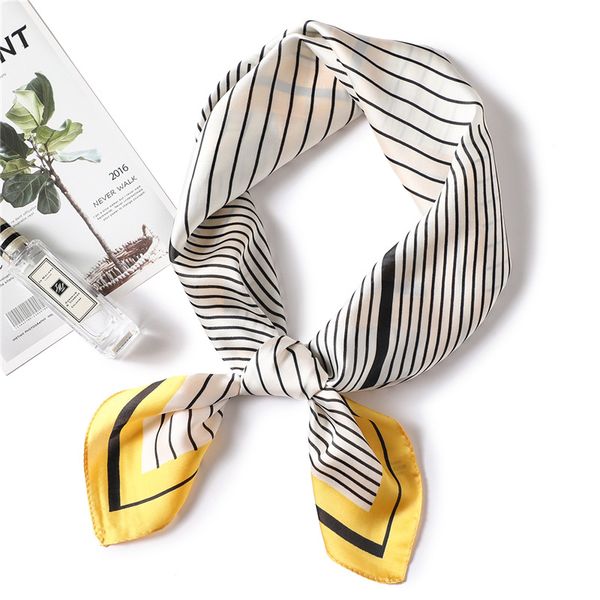 2020 new silk scarf women bandana multifunction silk satin small square shawls handle bag ribbon lady office foulard neckerchief, Blue;gray
2020 new silk scarf women bandana multifunction silk satin small square shawls handle bag ribbon lady office foulard neckerchief, Blue;gray